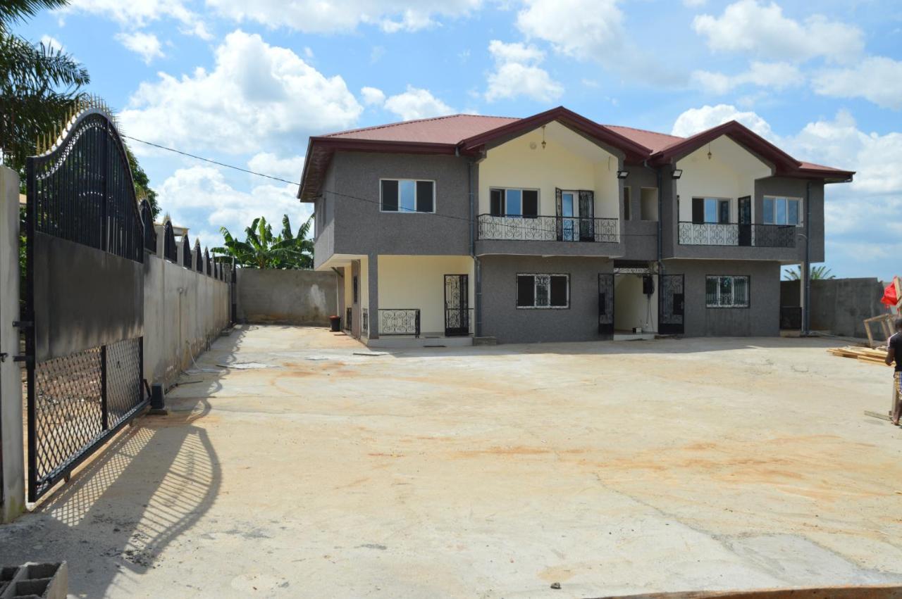 Residence Rosalie Yaoundé エクステリア 写真
