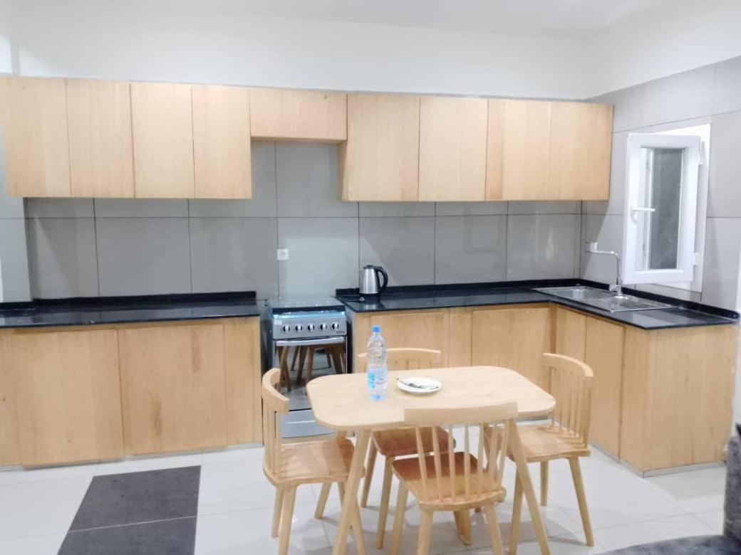 Residence Rosalie Yaoundé エクステリア 写真