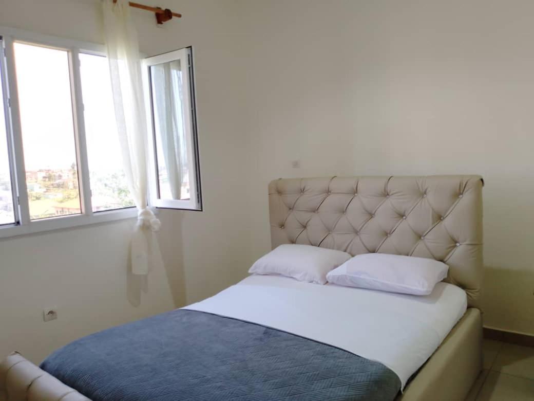 Residence Rosalie Yaoundé エクステリア 写真