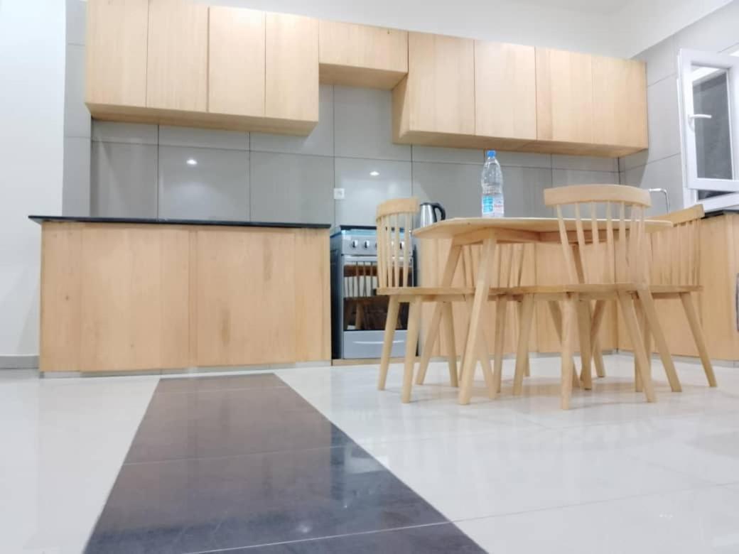 Residence Rosalie Yaoundé エクステリア 写真