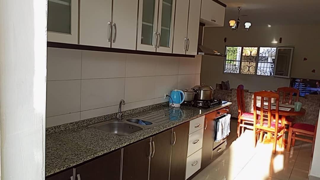 Residence Rosalie Yaoundé 部屋 写真